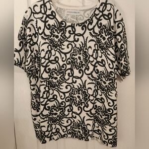 Sag Harbor Black and White Graphic Boxy Blouse